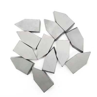 Kundenspezifische, hochverschleißfeste, hartgelötete Wolframkarbid-Schneidplatten mit YG6 YG6X YG8 Legierung für die Werkzeugherstellung